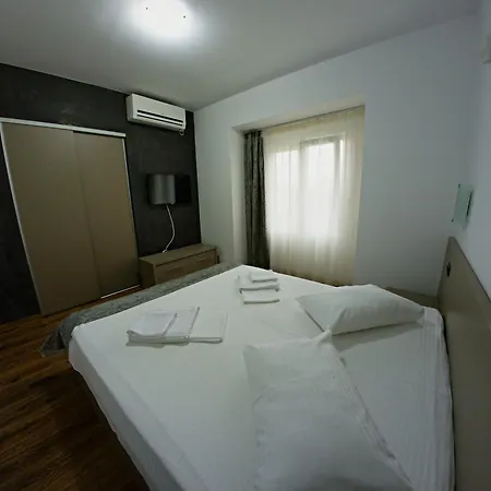 Elektra - Konukevi 3*