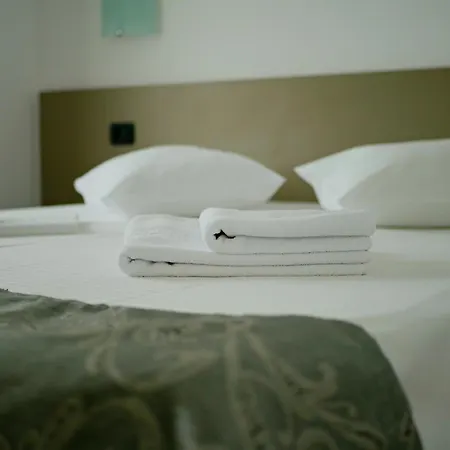 Elektra - Konukevi 3*